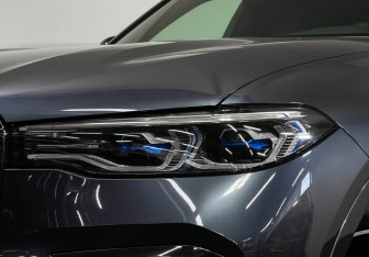 Подержанный автомобиль BMW X7 2020 года (7 фото)