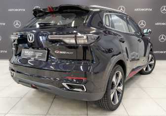 Подержанный автомобиль Changan CS55PLUS 2023 года (5 фото)