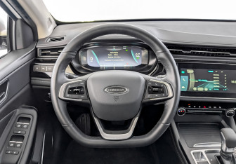 Подержанный автомобиль Omoda S5 2023 года (22 фото)