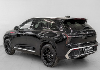 Подержанный автомобиль Hongqi HS3 2024 года (7 фото)