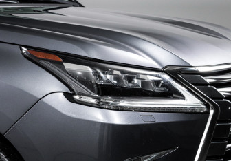 Подержанный автомобиль Lexus LX 2016 года (16 фото)