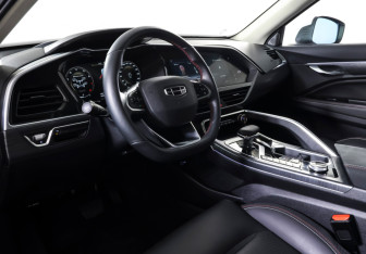 Подержанный автомобиль Geely Tugella 2021 года (17 фото)