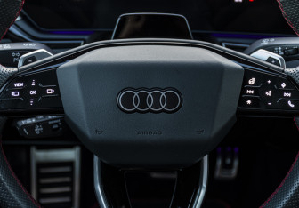 Подержанный автомобиль Audi A5 Liftback 2025 года (13 фото)