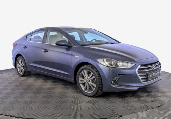 Подержанный автомобиль Hyundai Elantra Sedan 2017 года (3 фото)