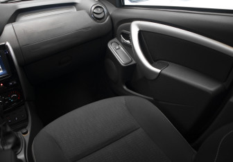 Подержанный автомобиль Nissan Terrano 2019 года (23 фото)