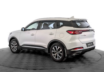 Подержанный автомобиль Chery Tiggo 7 Pro 2021 года (7 фото)