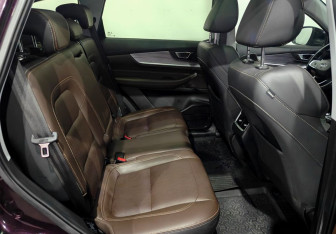 Подержанный автомобиль Chery Tiggo 8 Pro 2022 года (10 фото)