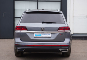 Подержанный автомобиль Volkswagen Teramont 2021 года (6 фото)