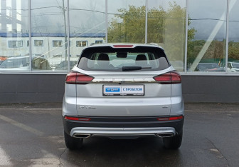 Подержанный автомобиль Geely Atlas Pro 2023 года (6 фото)