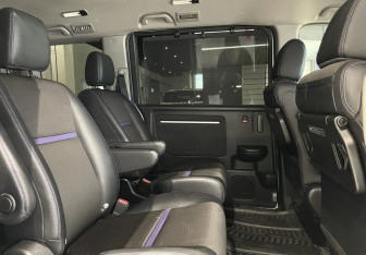 Подержанный автомобиль Honda Stepwgn 2019 года (12 фото)