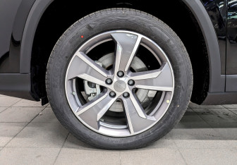 Новый Geely Okavango 2025 (7 фото)