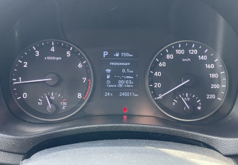 Подержанный автомобиль Hyundai Solaris Sedan 2019 года (18 фото)