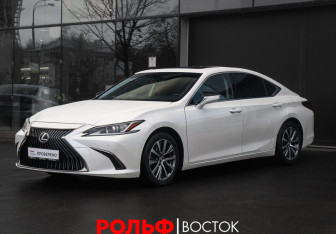 Подержанный автомобиль Lexus ES 2018 года (1 фото)