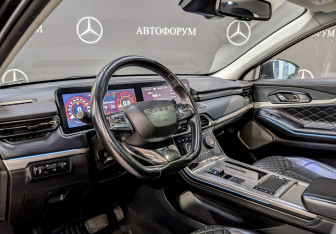 Подержанный автомобиль Exeed TXL 2022 года (16 фото)