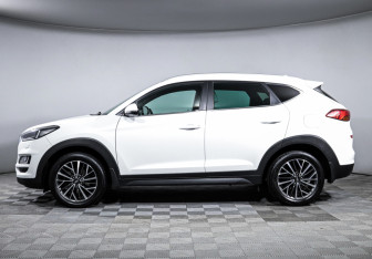 Подержанный автомобиль Hyundai Tucson 2019 года (8 фото)