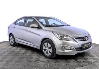 Подержанный автомобиль Hyundai Solaris Sedan 2015 года (3 фото)