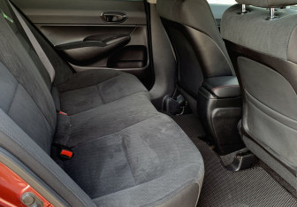 Подержанный автомобиль Honda Civic Sedan 2009 года (17 фото)