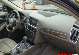 Подержанный автомобиль Audi Q5 2012 года (13 фото)