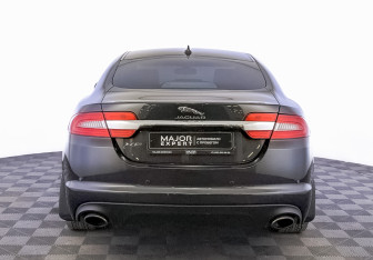 Подержанный автомобиль Jaguar XF Sedan 2013 года (6 фото)