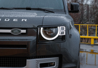 Подержанный автомобиль Land Rover Defender Suv 2022 года (15 фото)