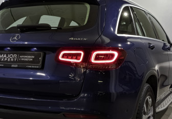 Подержанный автомобиль Mercedes-Benz GLC Coupe 2019 года (27 фото)
