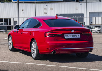 Подержанный автомобиль Audi A5 Liftback 2016 года (7 фото)
