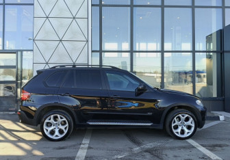 Подержанный автомобиль BMW X5 2007 года (4 фото)