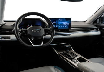 Подержанный автомобиль Geely Emgrand 2023 года (9 фото)