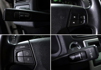 Подержанный автомобиль Volvo S40 2010 года (18 фото)