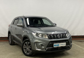 Подержанный автомобиль Suzuki Vitara 2019 года (3 фото)
