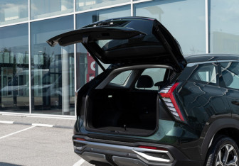 Новый Geely Atlas 2025 (15 фото)