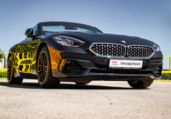 Подержанный автомобиль BMW Z4 Roadster 2020 года (3 фото)