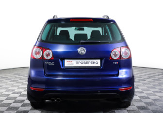 Подержанный автомобиль Volkswagen Golf Plus 2010 года (6 фото)