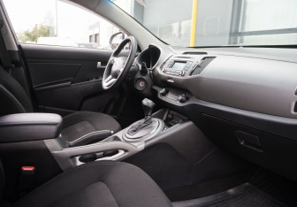Подержанный автомобиль Kia Sportage 2015 года (11 фото)