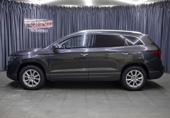 Подержанный автомобиль Jetta VS7 2023 года (8 фото)