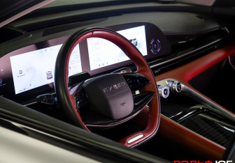 Подержанный автомобиль Exeed RX 2023 года (27 фото)