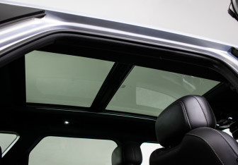 Подержанный автомобиль Jaecoo J7 2024 года (10 фото)