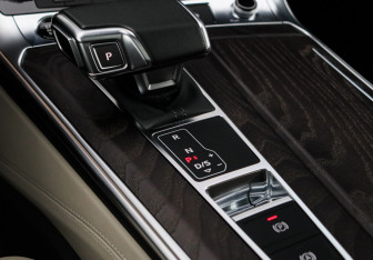 Подержанный автомобиль Audi A7 2021 года (21 фото)