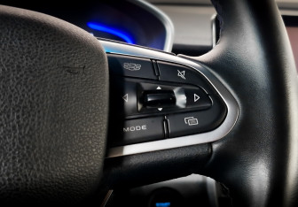 Подержанный автомобиль Geely Coolray 2022 года (26 фото)