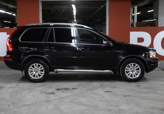 Подержанный автомобиль Volvo XC90 2014 года (4 фото)