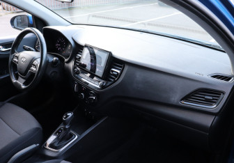 Подержанный автомобиль Hyundai Solaris Sedan 2020 года (8 фото)