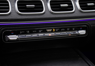 Подержанный автомобиль Mercedes-Benz GLE 2020 года (18 фото)