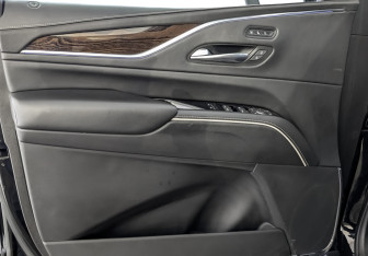 Подержанный автомобиль Cadillac Escalade Suv 2022 года (19 фото)
