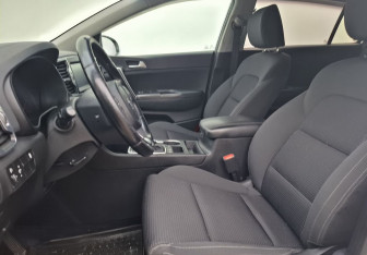 Подержанный автомобиль Kia Sportage 2016 года (10 фото)