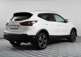 Подержанный автомобиль Nissan Qashqai 2019 года (5 фото)