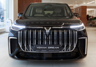 Новый Voyah Dream 2024 (2 фото)