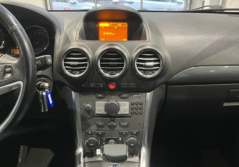 Подержанный автомобиль Opel Antara 2013 года (15 фото)