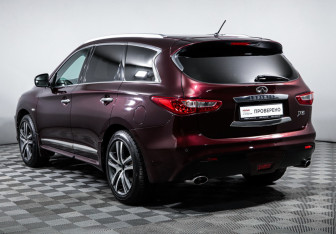 Подержанный автомобиль Infiniti JX 2013 года (7 фото)