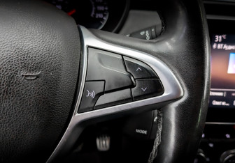 Подержанный автомобиль Renault Arkana 2021 года (26 фото)