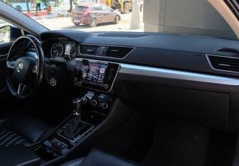 Подержанный автомобиль Skoda Superb Liftback 2018 года (7 фото)